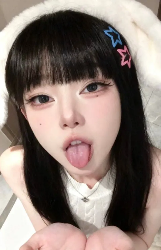 图片[2]-【AI去衣】抖音顶美网红【ke08】AI脱衣阿黑颜后入资源【15V+67P 11.6M】【PK】 • 欲泽社 - 全网每日精品资源-欲泽社 - 全网每日精品资源