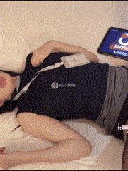 图片[1]-【剧情】小美miyoki/fhheese35 播音员小美流出剧情片【2V 2.23G/PK】 • 欲泽社 - 全网每日精品资源-欲泽社 - 全网每日精品资源