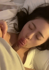 图片[1]-【自拍】辽宁沈阳医学院-肖润芸 遭渣男泄露【1V＋11P 140M/PK】 • 欲泽社 - 全网每日精品资源-欲泽社 - 全网每日精品资源