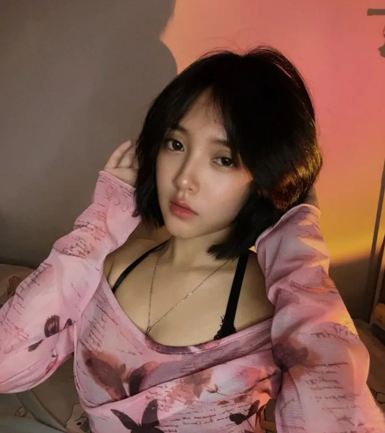 图片[1]-【泄露】印尼颜值少女【jove seleb】自慰性爱真实流出【43V 798M】【PK】 • 欲泽社 - 全网每日精品资源-欲泽社 - 全网每日精品资源