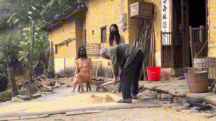 图片[5]-【CikaiMoon】大胆露出无视路人 调戏老头大爷 合集【60V 27.9G】【PK】 • 欲泽社 - 全网每日精品资源-欲泽社 - 全网每日精品资源