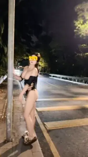 【推特】户外巨乳露出狂【江小凡xxmitao】搭讪路人合集【116V+23P 14.3G】【PK】-欲泽社 - 全网每日精品资源