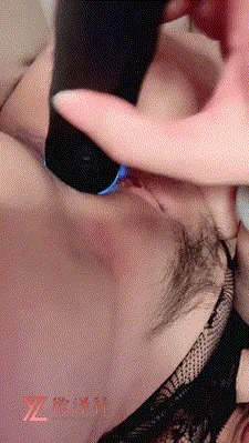 图片[4]-【PK】顶级巨乳【浅尝渺渺】双道具自慰 丝袜塞逼【2V 3.3G】 • 欲泽社 - 全网每日精品资源-欲泽社 - 全网每日精品资源