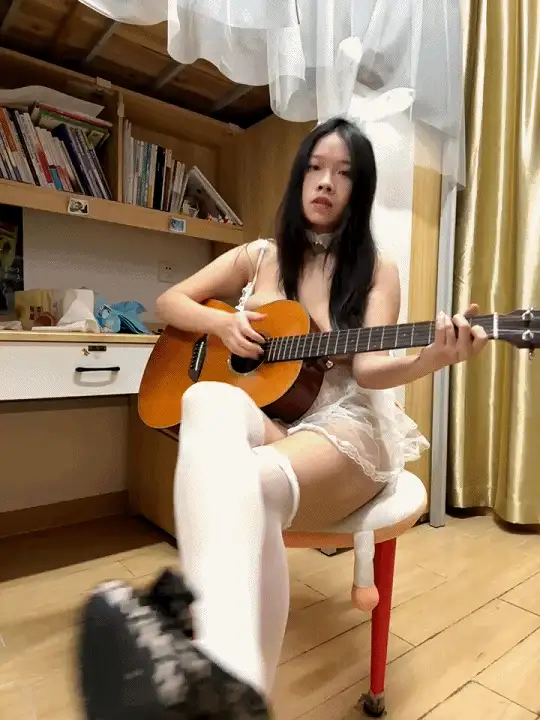 图片[12]-大二巨乳反差福利姬【精神吉他学妹】合集【116V 37.9G】 • 欲泽社 - 全网每日精品资源-欲泽社 - 全网每日精品资源