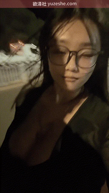 图片[10]-抖音网红巨乳眼镜反差妹【椰椰蛋卷】私拍合集【18V 593M/PikPak】 • 欲泽社 - 全网每日精品资源-欲泽社 - 全网每日精品资源